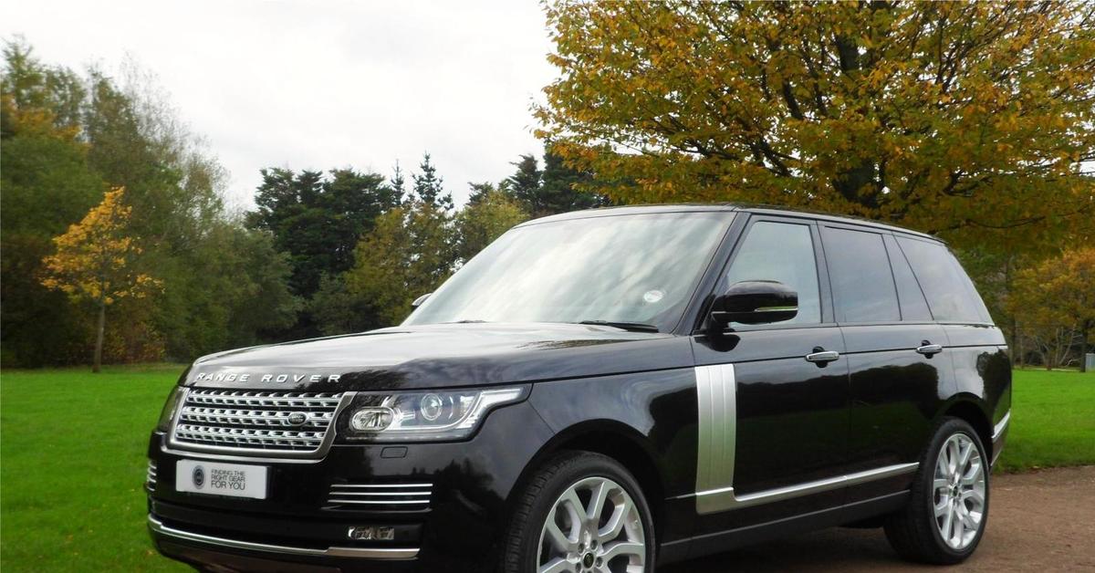 Владелец range rover. Range Rover Vogue 2016. Range Rover Vogue se. Range Rover Vogue se Supercharged. Range Rover Vogue se 2.0.