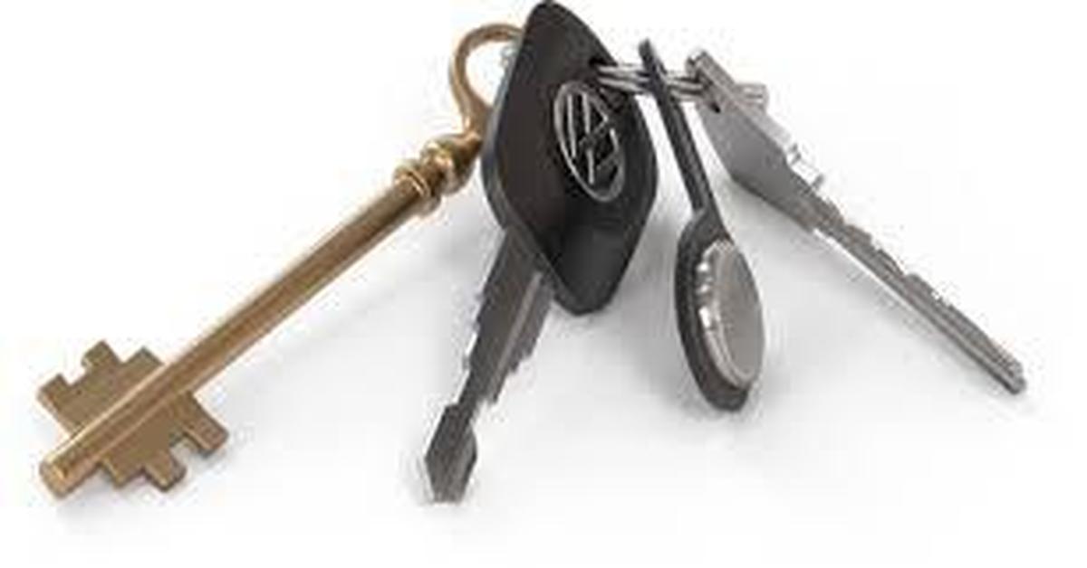 Ремонт ключ качественный ремонт ключ. Связка ключей. Ключи от квартиры. Ключ дверной. Дубликат ключей.
