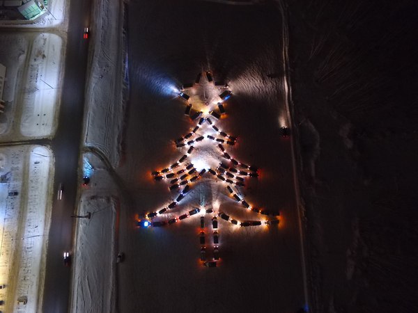 Chelyabinsk wishes everyone a Happy New Year! - My, Chelyabinsk, Christmas trees, Flash mob