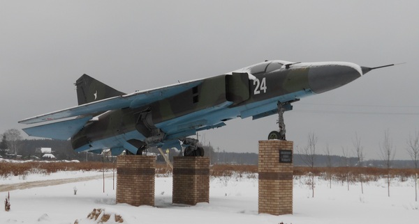 Fighter MiG-23ML at the entrance to Monino near Moscow - My, Moscow region, Airplane, Monument, Photo, Technics, Aviation, Mig-23, Monino