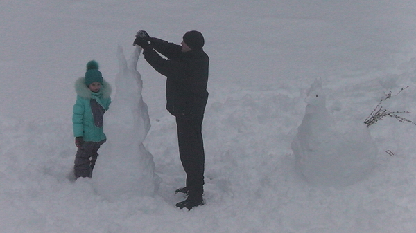 Snowmen and thugs :) - Parenting, My, snowman