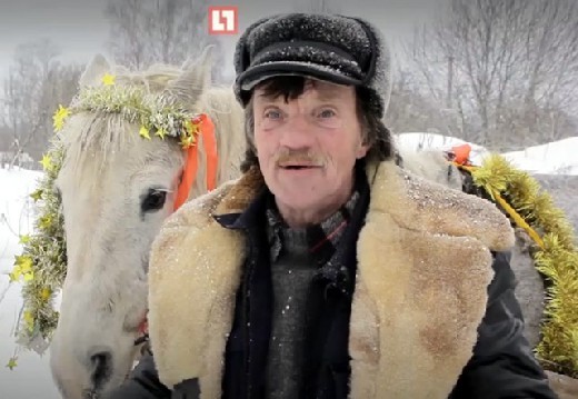 Smolensk postman delivers by horse. - Smolensk, Postman, Horses