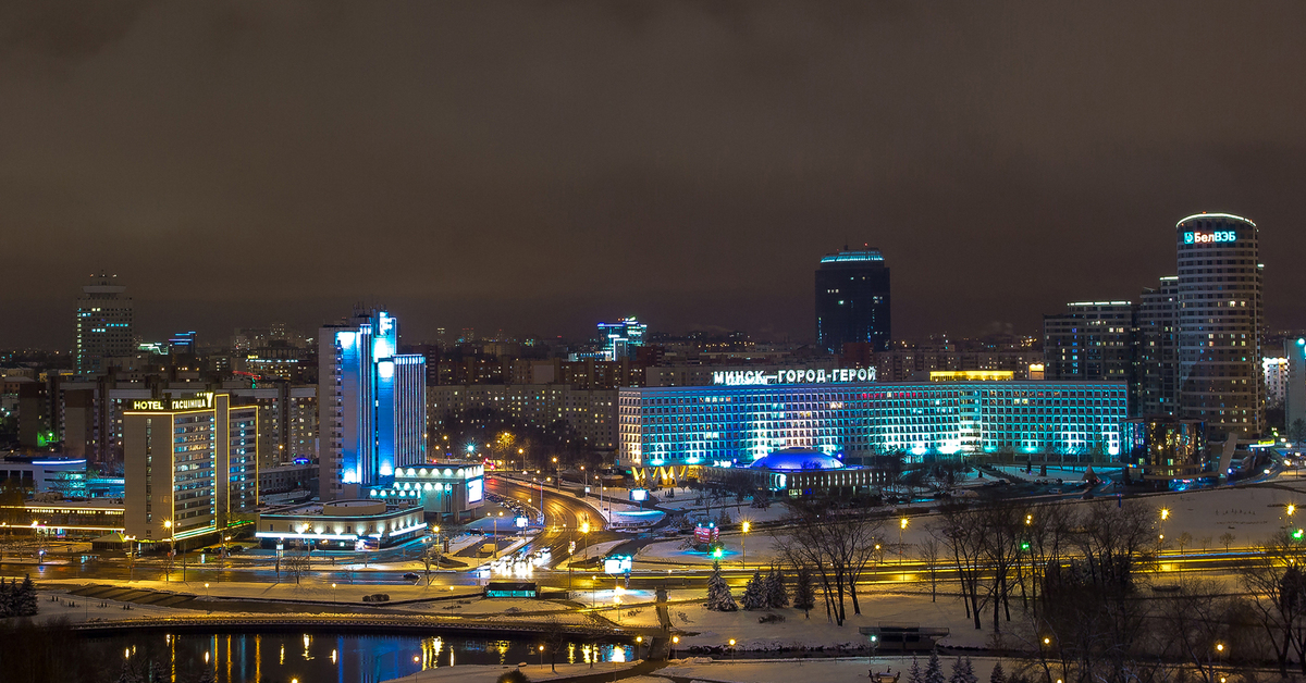 Минск понедельник. Ночной зимний Минск. Минск (город). Минск город зимний. Midwinter Minsk.