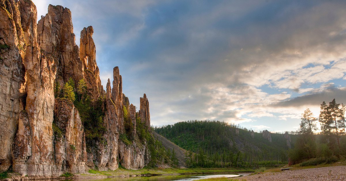 Края республики саха. Саха Якутия. Саха Якутия природа. Саха Якутия горы. Республика Саха Якутия фото природа.