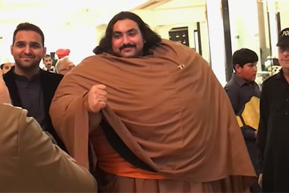 430-kilogram resident of Pakistan decided to become a modern-day Hercules - Fat man, Fat, Pakistanis, Fullness