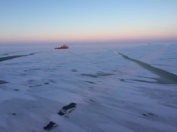 Ice in the Caspian Sea V2 - My, Ice, Sea, Russia, Work