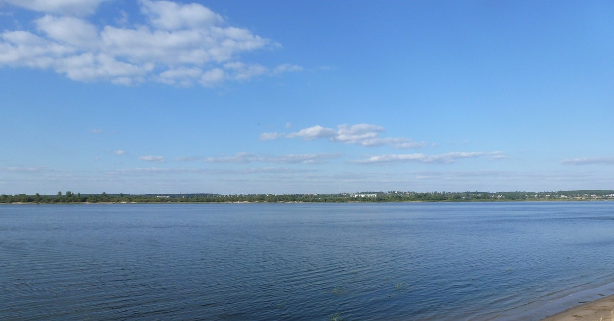 Какая река в череповце. Река Шексна Череповец. Волга Матушка река. Река Шексна Вологда. Река Волга Череповец.