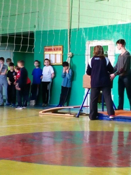 ����������