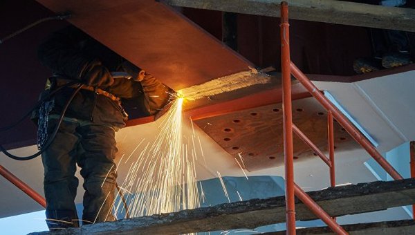 Экс-подрядчики "Зенит-Арены" требуют от властей Петербурга миллиард рублей