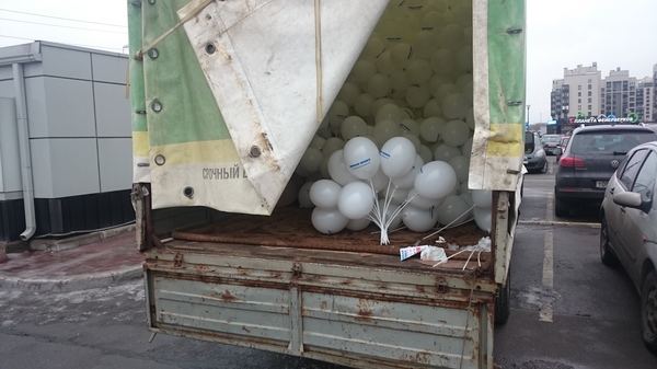 Truck with joy - My, Truck, Joy, The photo, Air balloons