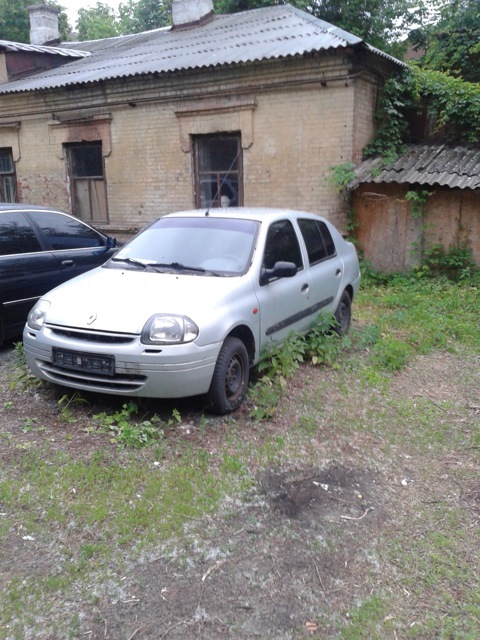 Abandoned cars in Kharkov. - Abandoned, Car, Forgotten, Longpost