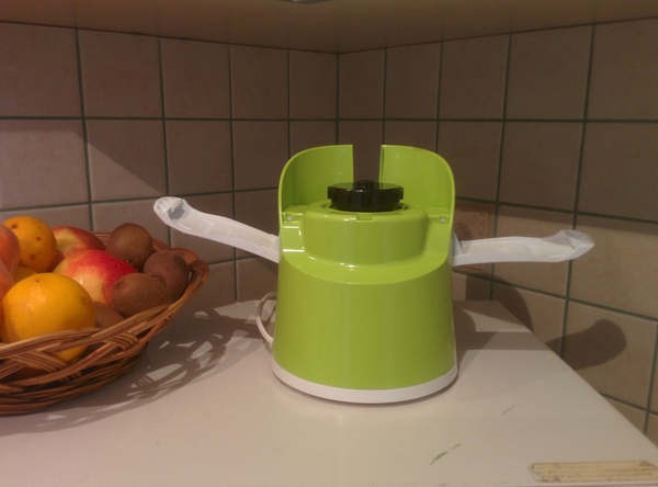 When even a juicer is happy to see you =) - My, Juicer, Joy, Humor