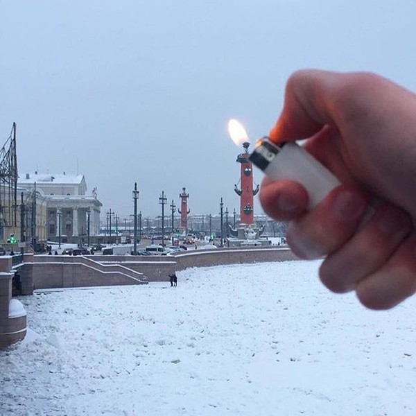 Maybe it will be warmer... - Saint Petersburg, Rostral columns, Winter, Cold, Fire