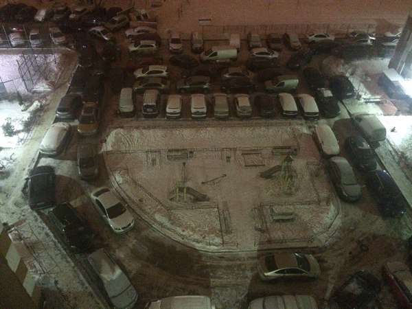 Yard in St. Petersburg - Courtyard, Saint Petersburg, Parking