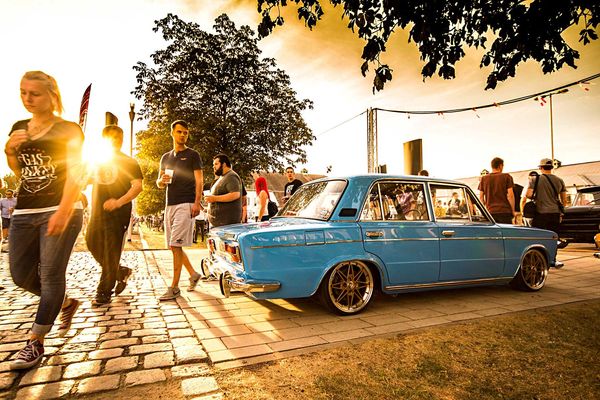 ������������� LADA �� ������� � �������� XS Carnight Classic Dresden