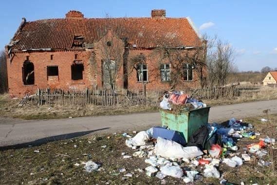 ���-�����.