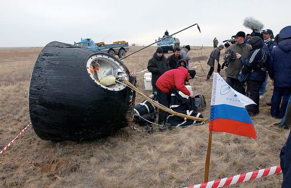 какая детская игрушка подсказала форму спускаемого аппарата космического корабля