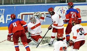 The Russian junior ice hockey team defeated the Turkish team with a score of 42:0 - Hockey, Youth team, Turkey, 2017