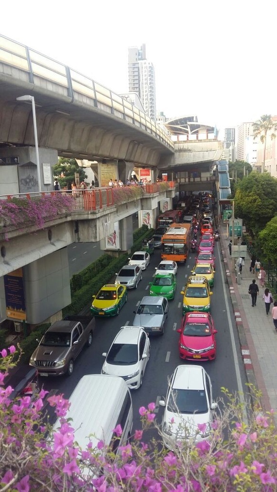 Traffic in Bangkok - My, Bangkok, Travels, Tourism, Motorists, Car, Russian roads, Thailand, Longpost