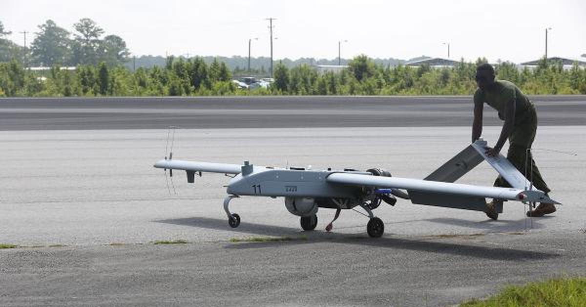 Бпла в раменском сегодня. RQ-7b Shadow 200. Комплекс тр бла RQ-7 «Shadow 200». Беспилотник RQ-7 Shadow. БПЛА RQ-7a Shadow 200.