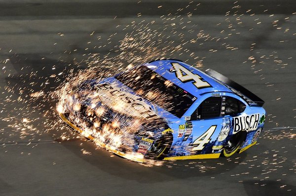 Sparks from the bumper of a racing car at a speed of 300 km / h - Nascar, Race, Sparks, Spectacularly, Автоспорт