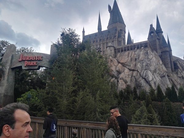 Hogwarts and Jurassic Park in one photo. - My, , Hogwarts, Jurassic Park, Universal pictures