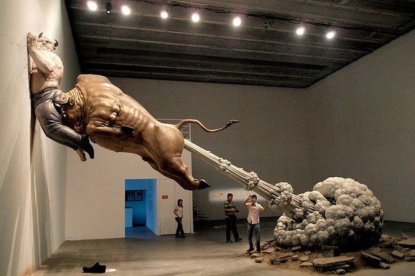 Farting Bull by Chen Wenling - Bull, Sculpture