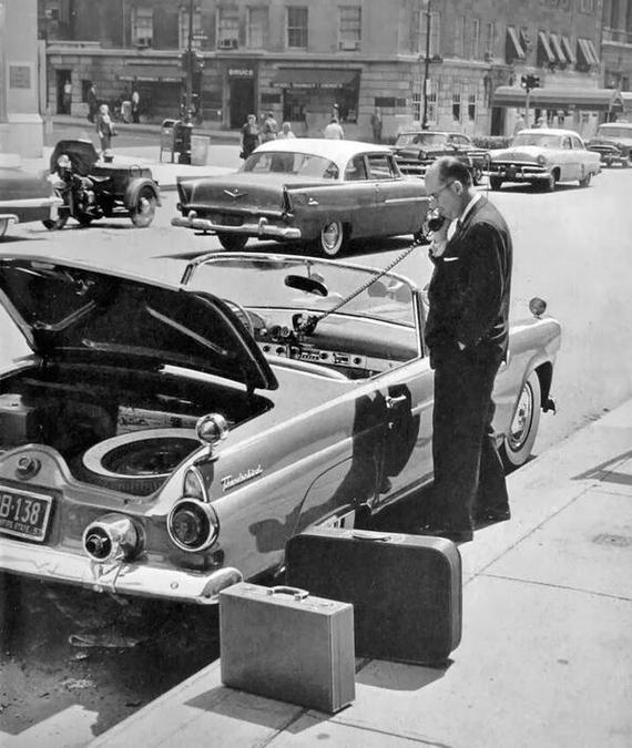 Hello, I'm on my way! - Historical photo, Auto, Telephone, USA, 1959
