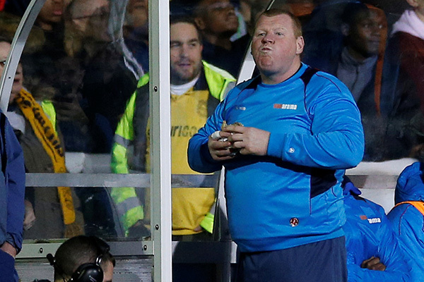 Sutton United goalkeeper loses job over piece of pie - , Football, Pie, Video, Longpost