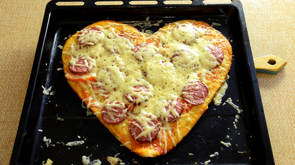 heart shaped pizza - My, Recipe, Preparation, Cooking, Men's cooking, Pizza, Longpost