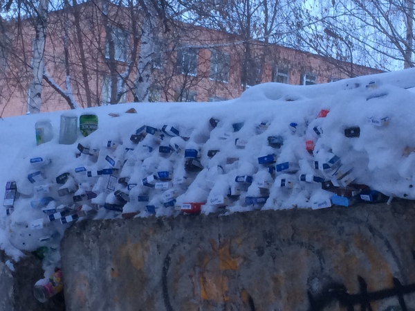 Живу в общаге, был праздник. Это все за ночь - Студенты, Моё, Курение, Тяжела жизнь студента, Общежитие