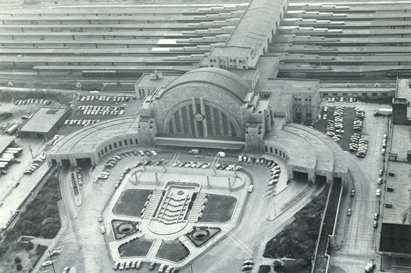 Cincinnati Union Terminal -     ,  , , , , , 