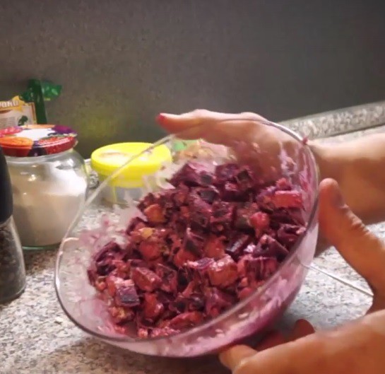 Meat salad with beets and turkey - My, , Food, , Salad, Cooking, Cook at home, Spices, Video, Longpost