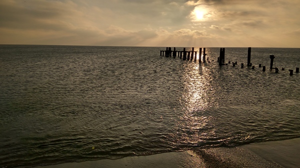 Winter Crimean Sea to your feed :) - My, The photo, Crimea, Evpatoria, Sea, Sunset, The pier, Evpatoria landing