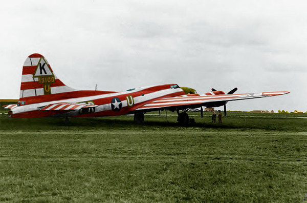 Assembly ships. - Aviation, U.S. Aviation, Bomber, Longpost, Aviation of the Second World War, The photo, Technics