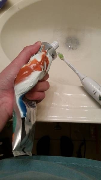 The strongest hand in the Wild West - Morning, Hand, Pumped up, Toothpaste, Brute force