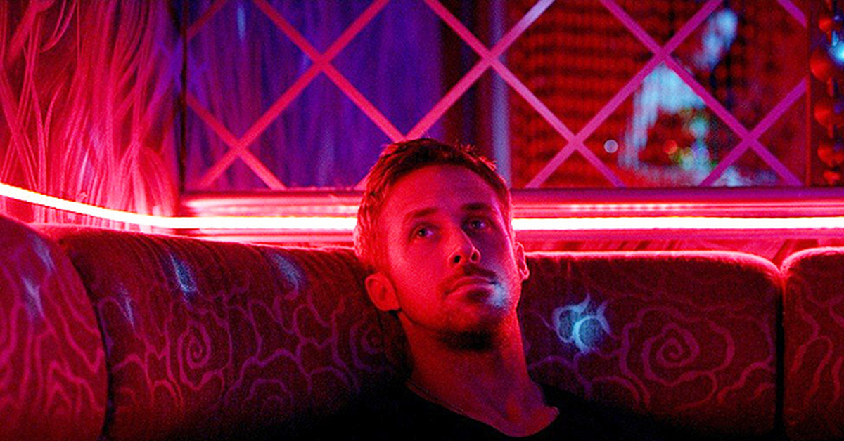 Только бог просит. Гослинг бог простит. Только бог просит. Николас виндинг рефн. Только бог просит.