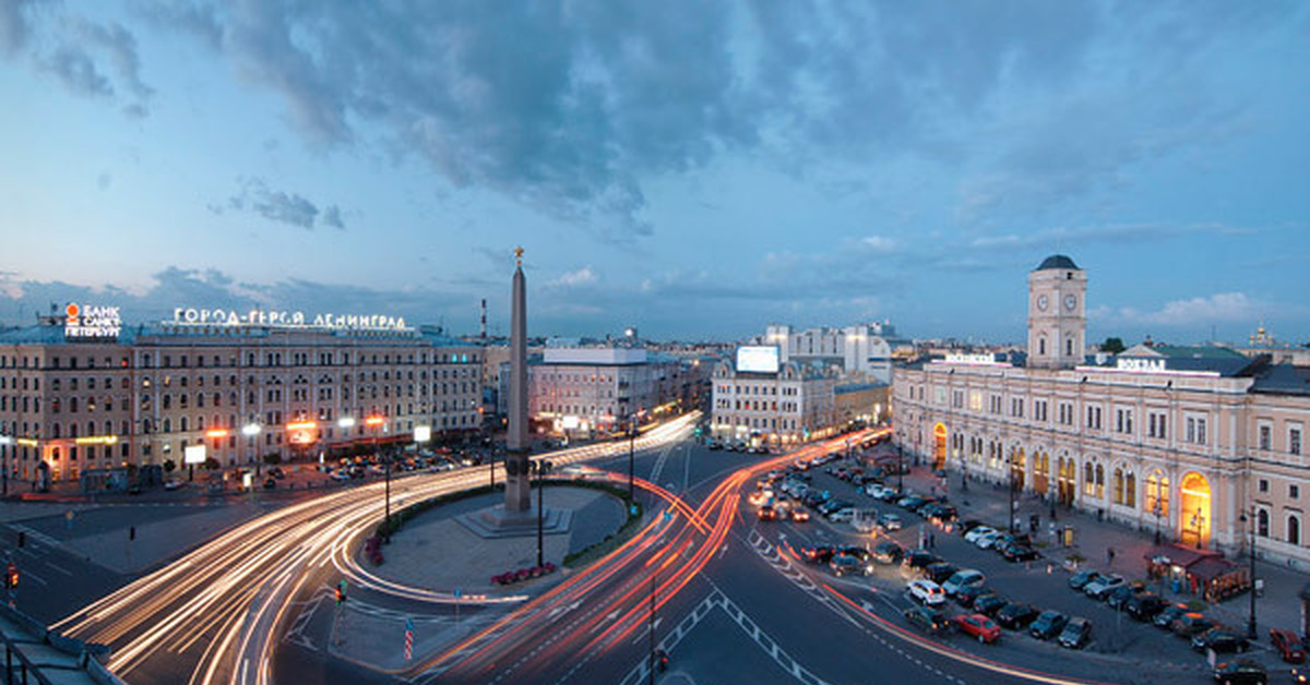 Площадь восстания в петербурге