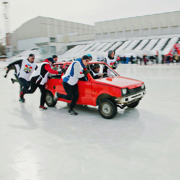 In Yekaterinburg, they played curling with Oka cars - Auto, Oka, Yekaterinburg, Curling, Video, Longpost