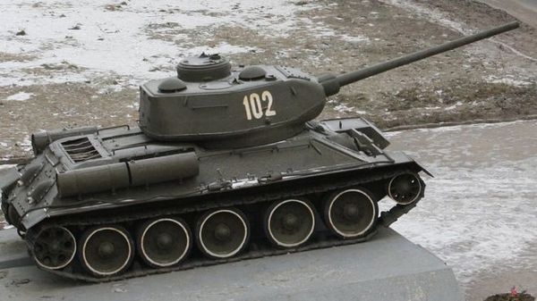 Russian convicted of trying to sell a tank to Kazakhstan - Tanks, Russia, Kazakhstan, Humor