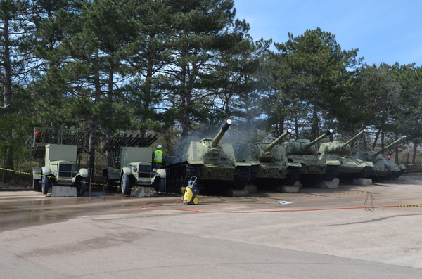 Tank shower - My, Tanks, Shower, The photo, Sapun Mountain, Sevastopol, Technics