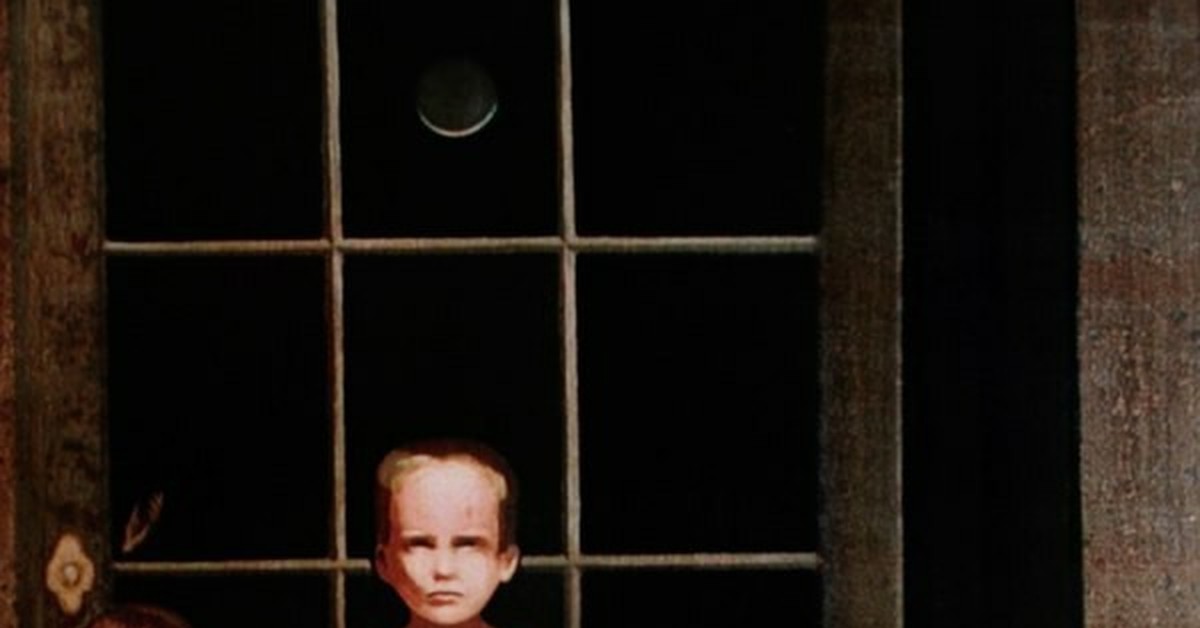 Страшная картинка девочка и мальчик