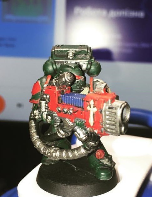 Первый день покраски: первый из Dark Angels - Моё, Wh miniatures, Нуб, Warhammer 40k, Длиннопост