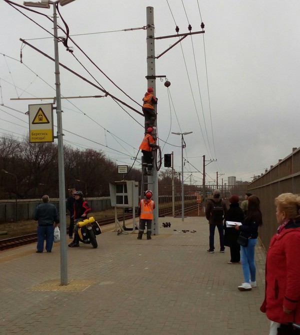 Safety measures? Come on her on! - Textile workers, Электрик, My