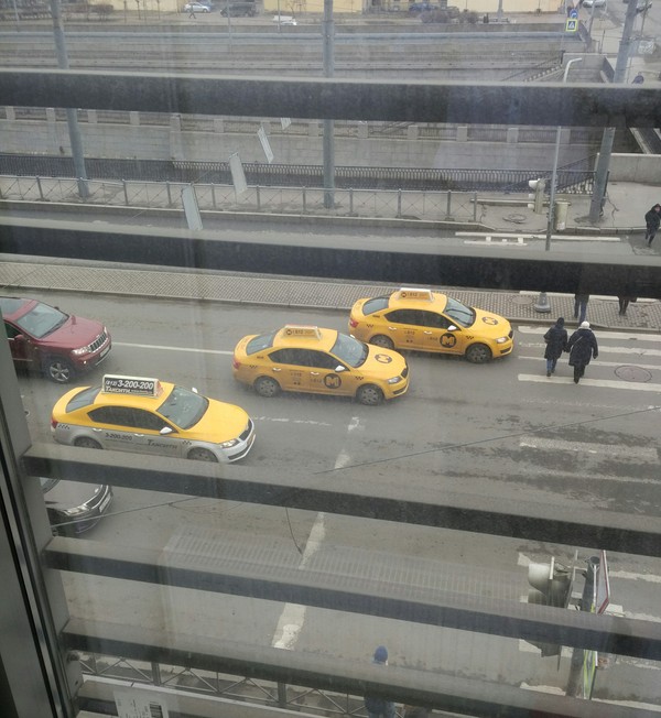 Are they flying to a corporate party? - My, Taxi, Saint Petersburg, Morning, The fast and the furious