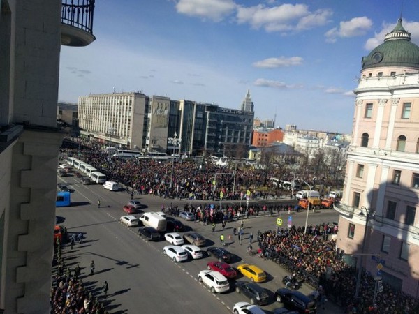Meanwhile on Pushkinskaya 26.03 - Moscow, , He's not a dimon for you, Not mine, Pushkin Square, Politics, Rally