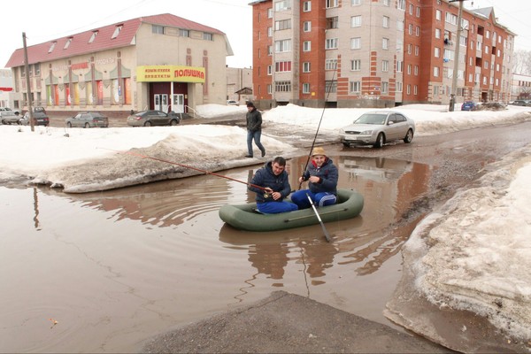 А у вас уже открыли рыболовный сезон? - Лужа, Весна, Рыбалка