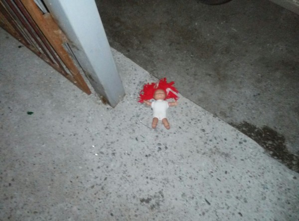 Someone committed a murder near my entrance today. Two bodies were found. - My, Murder, Doll, The history of toys