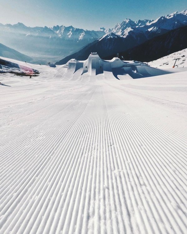 �������.