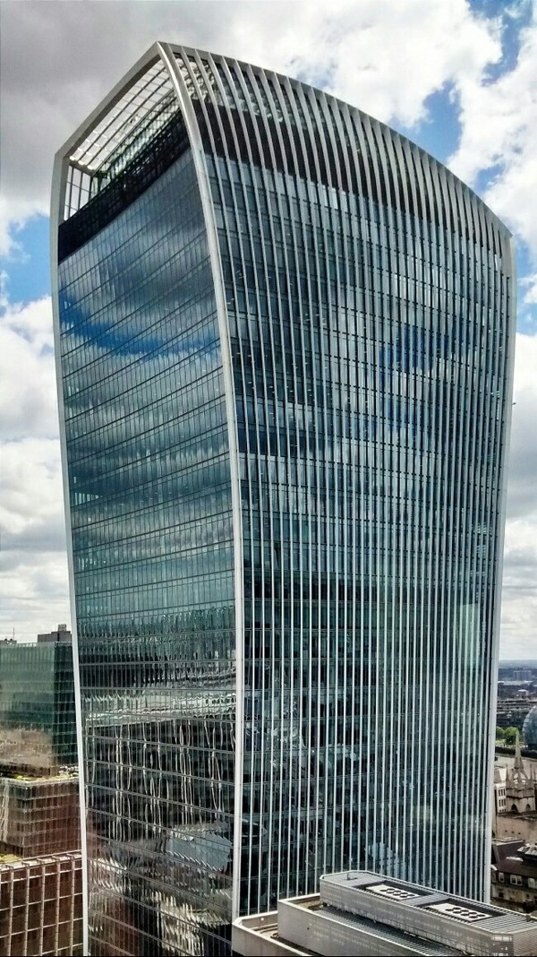 Walkie-Talkie VS Jaguar - London, Building, Lenses, Fire, Jaguar, Skyscraper, Longpost